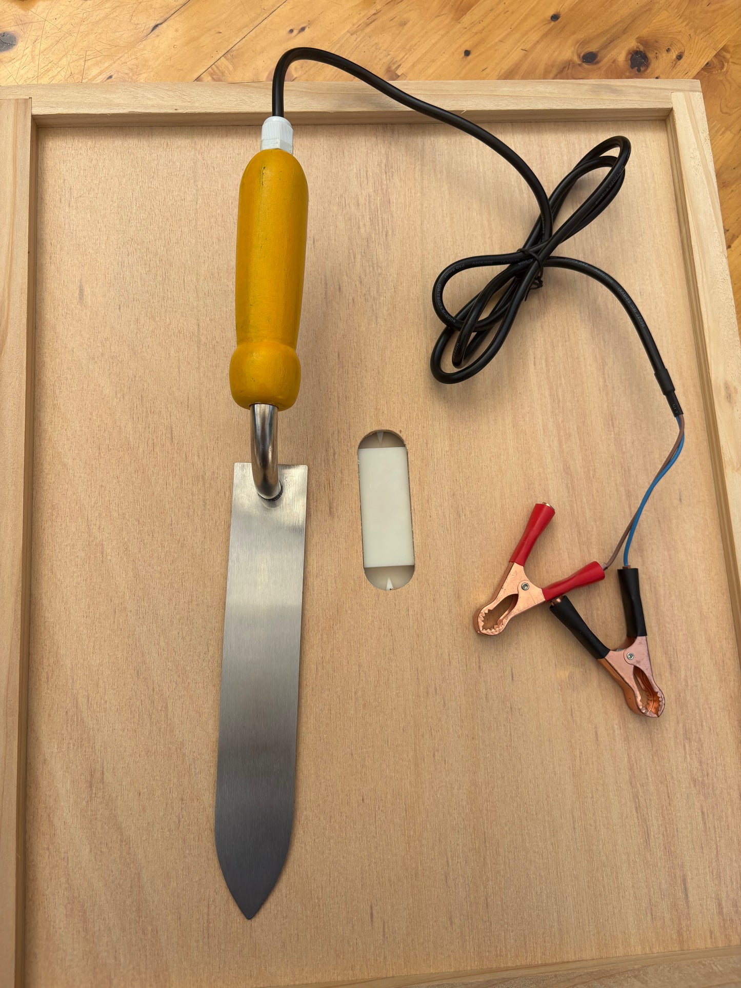 12V New Style Beekeeping Ultrathin Honey Electric Cutting Knife 12V