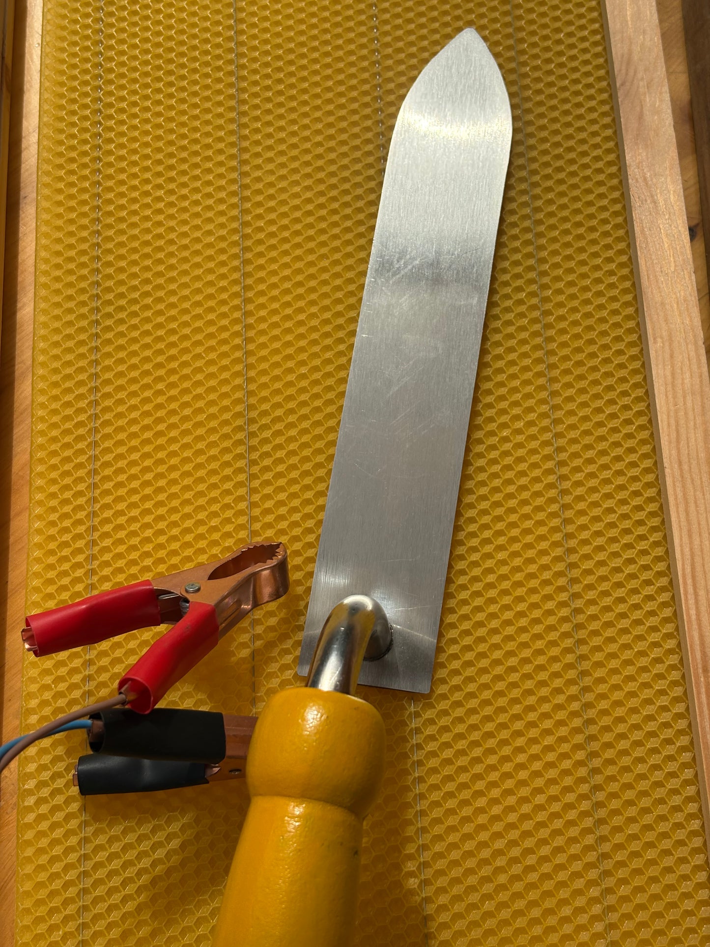 12V New Style Beekeeping Ultrathin Honey Electric Cutting Knife 12V
